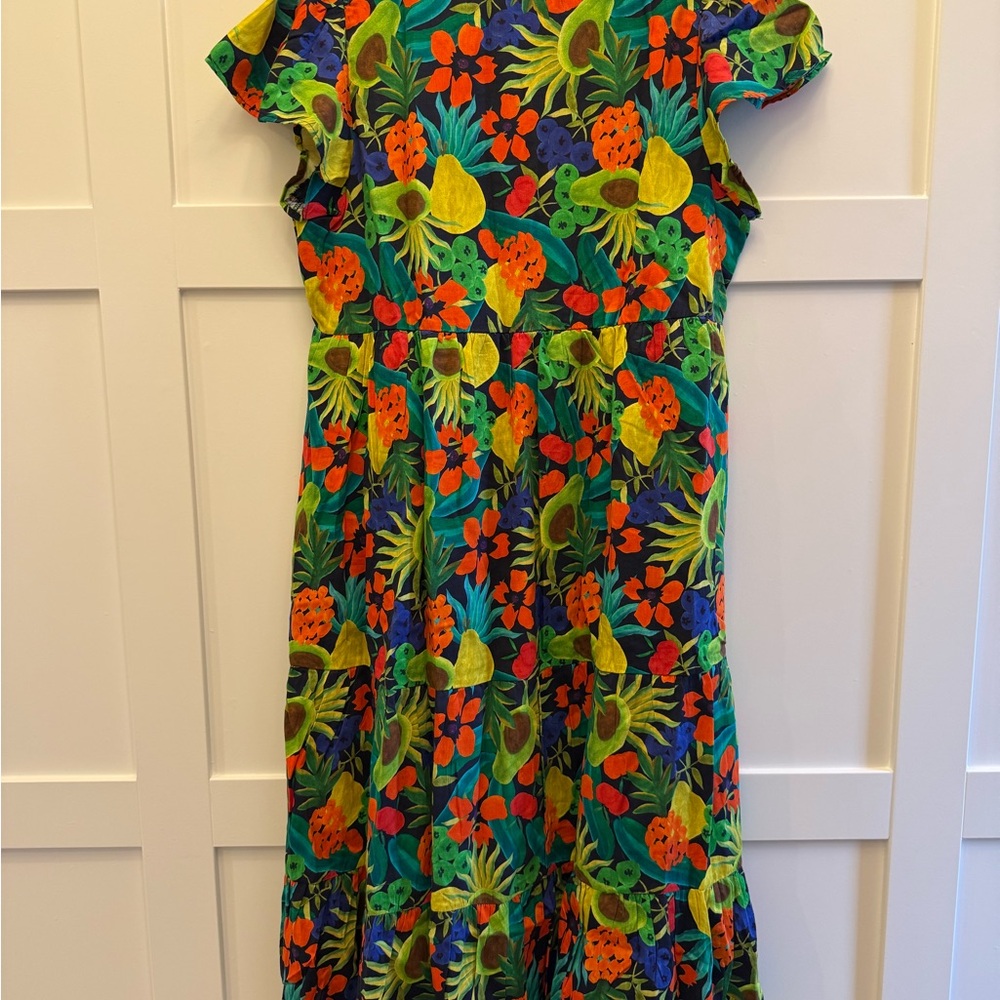 NWT BRITON COURT size XL. Short V-neck, bright colorful fruit & flower design. - Picture 7 of 10